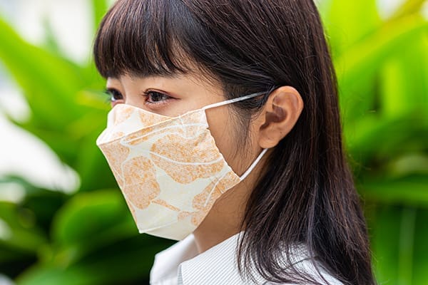月桃加工　放熱冷感夏のマスク　＜プルメリア柄＞　レギュラーサイズ