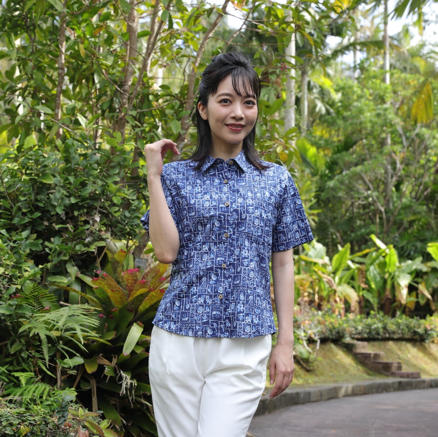 EM1191 レディース ＜パッチワーク柄＞ シャツカラー半袖通販