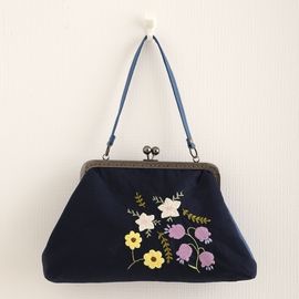 幟旗(のぼりばた）柿渋染めバッグ by collect 34 |「障がい者福祉」を