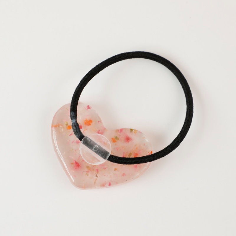 レジン ハートのヘアゴム by ナナイロリボン |「障がい者福祉