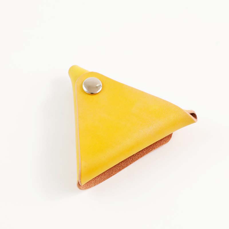 栃木レザーの三角ケース by 港南福祉ホーム 第2ひまわり |「障がい者