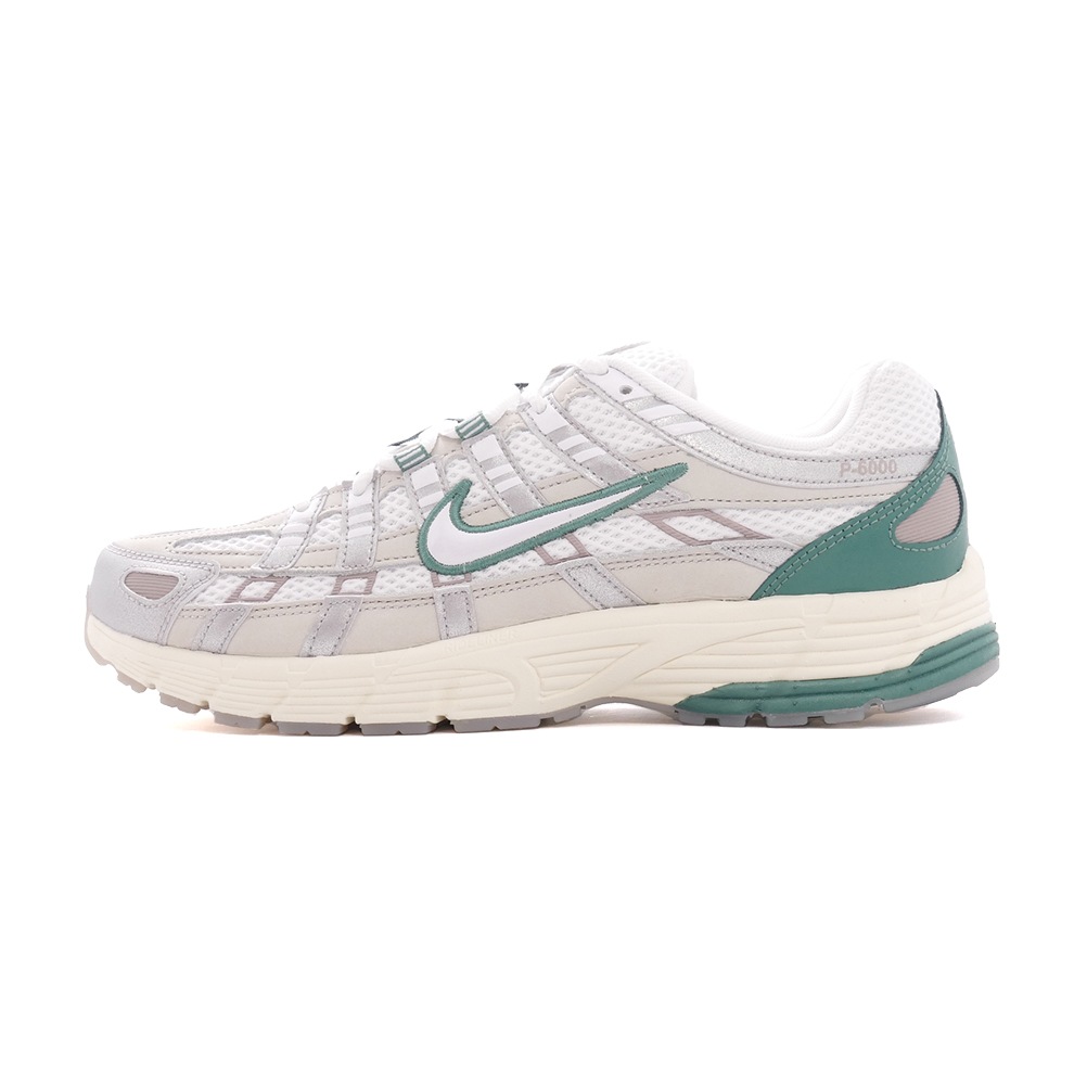 ���ˡ����� �ʥ��� NIKE P-6000�ץ�ߥ��� �饤�ȥܡ��� �� HF4308-072 ��� ��ǥ����� ���塼�� �� 24