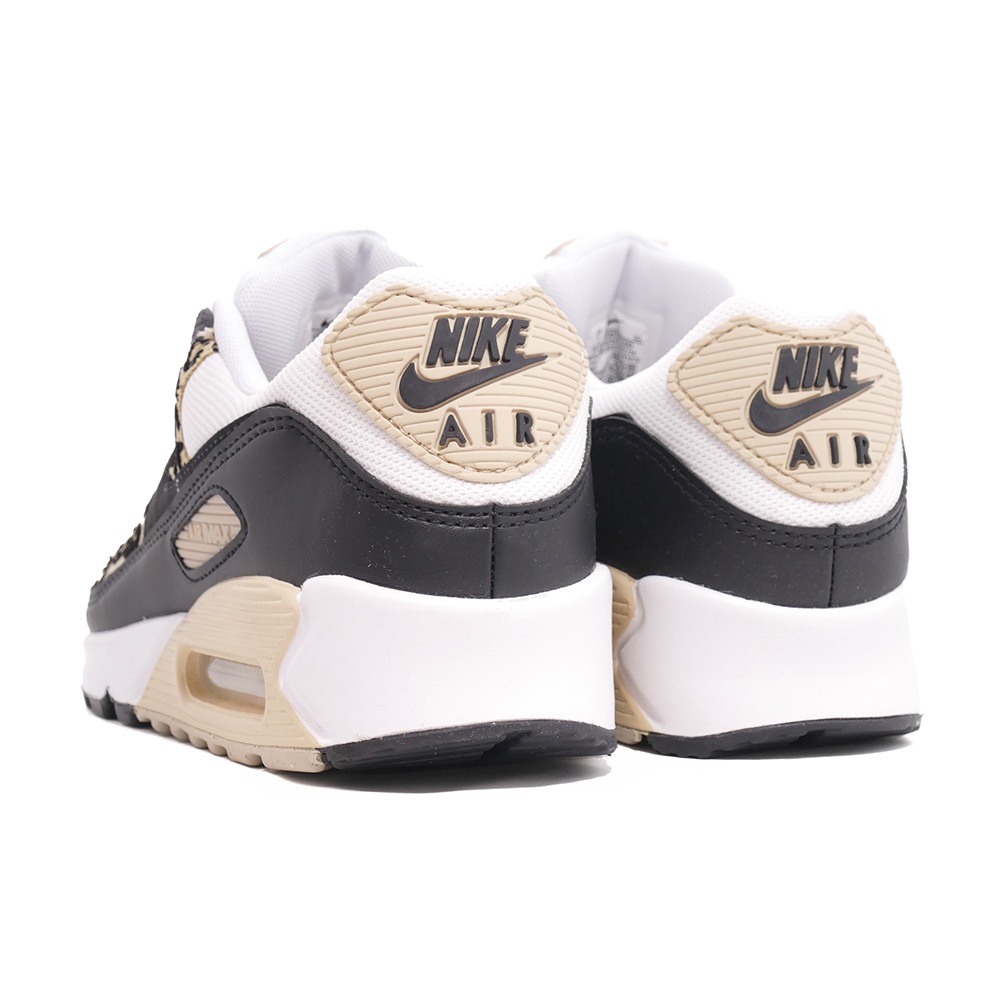 定価17600円【新品】NIKE AIR MAX 90 レオパード　アニマル 定価17600円【新品】NIKE AIR MAX 90 レオパード アニマル