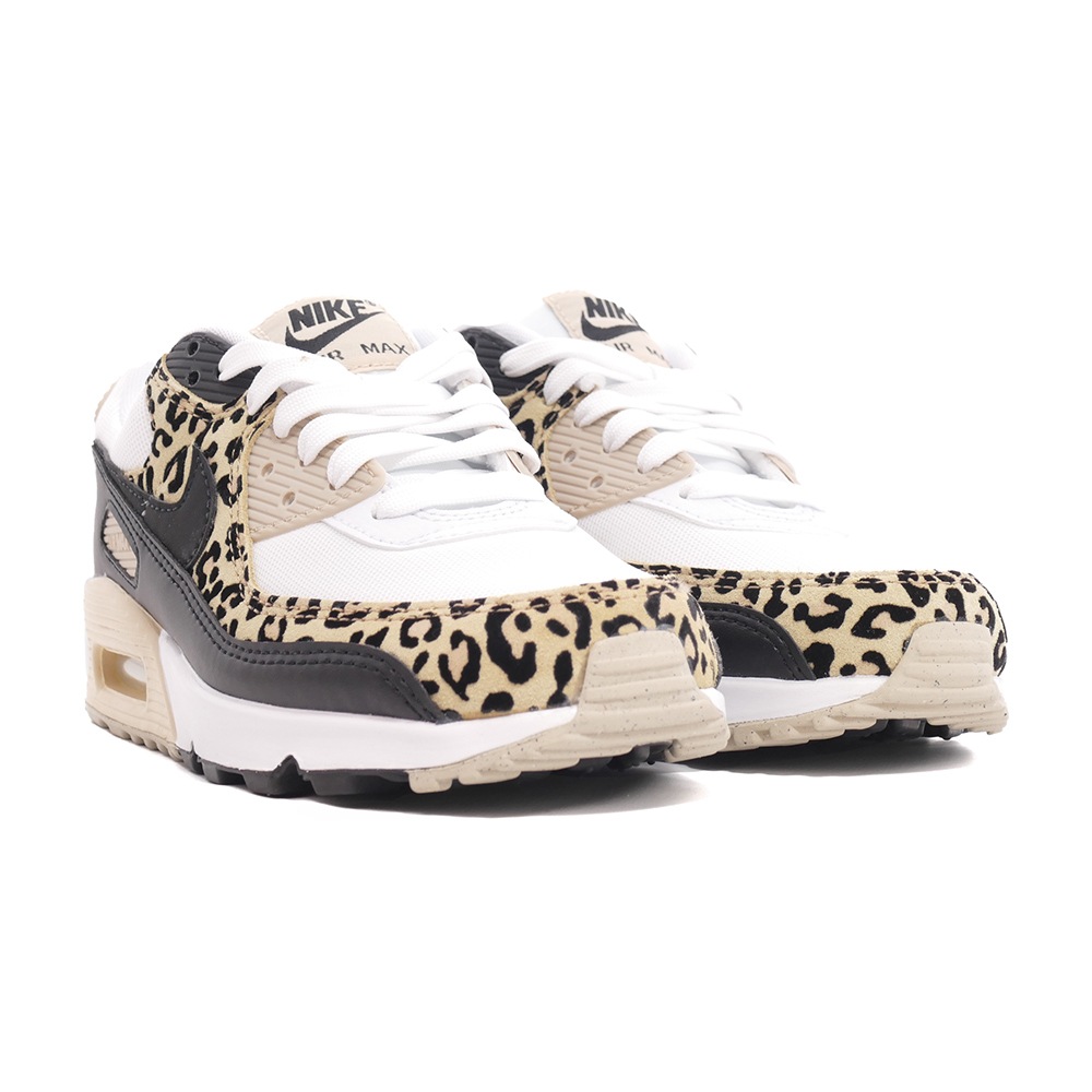 NIKE Air Max レオパード柄シューズ 　【極美品】 NIKE 送料無料 36%off ナイキ スニーカー レディース ヒョウ柄