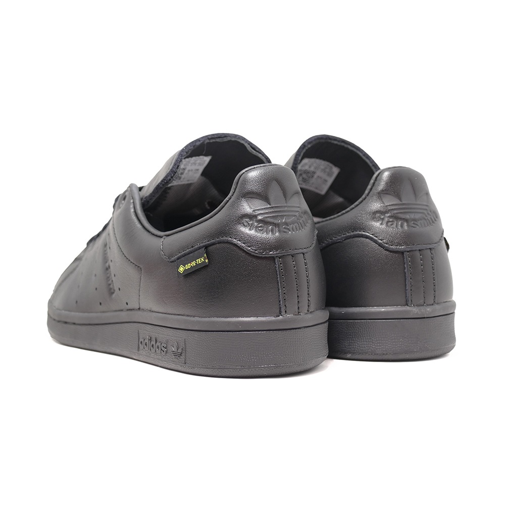 ���ˡ����� ���ǥ����� adidas �����󥹥ߥ������ƥå��� �֥�å� JR3329 ��� ��ǥ����� ���塼�� �� 26SS