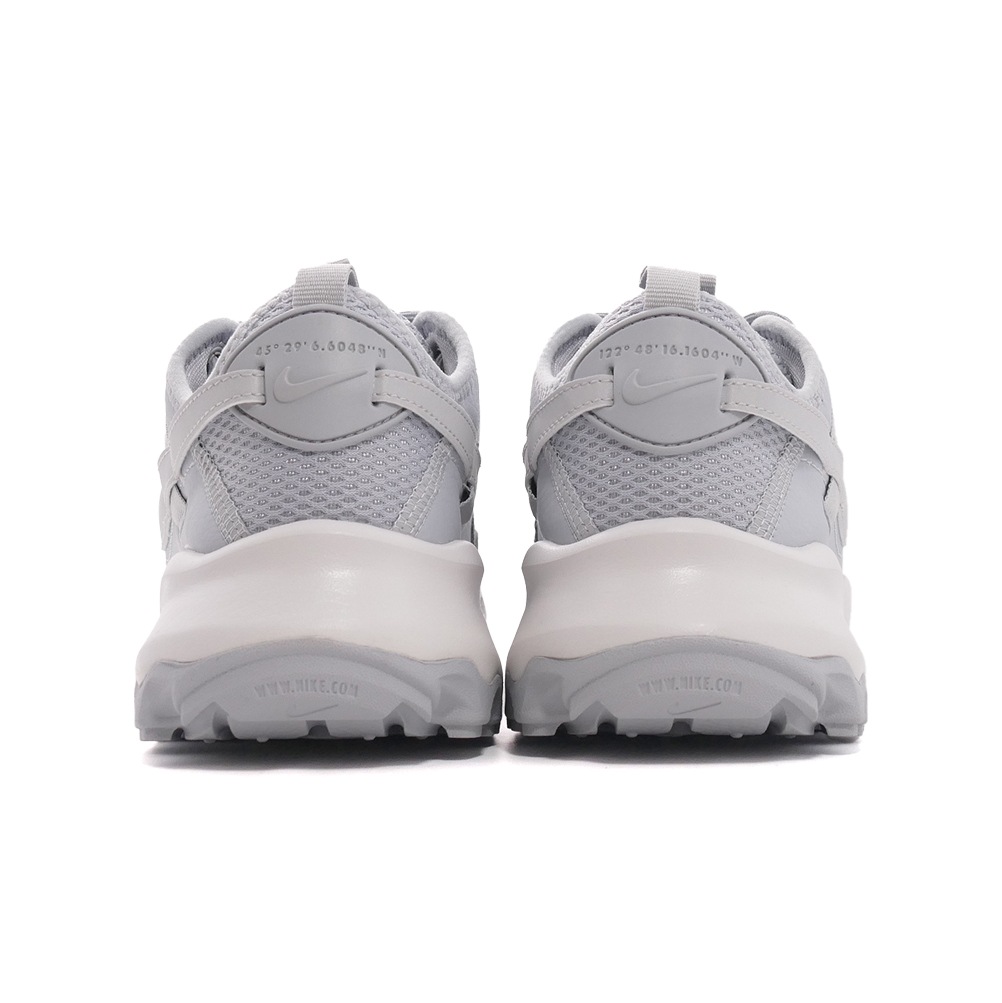 ˡ ʥ NIKE TC7900 졼  DD9682-005 ǥ 塼  24