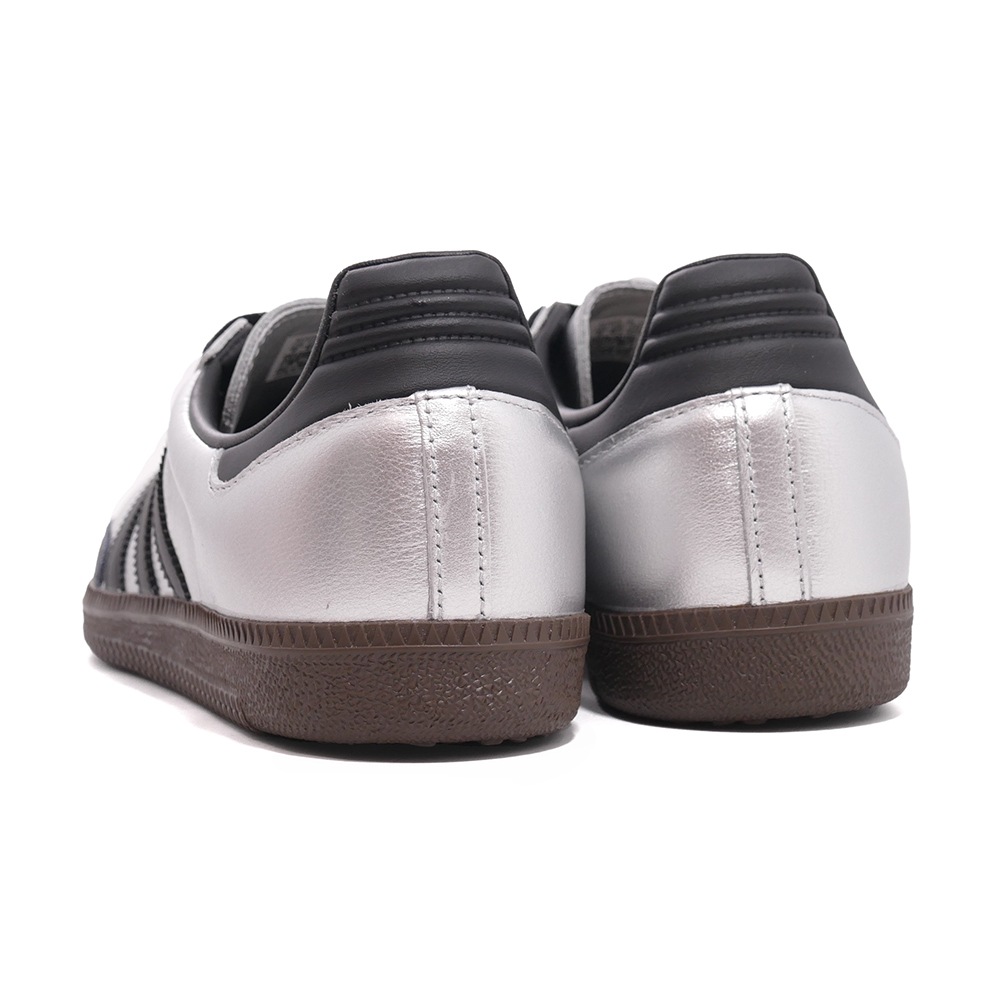 ＤＡＤハンディアシュッTーPウォッチAシルバークリスタル新品未使用灰皿タイプ スニーカー アディダス adidas サンバ OG シルバー 銀 KI8464 メンズ