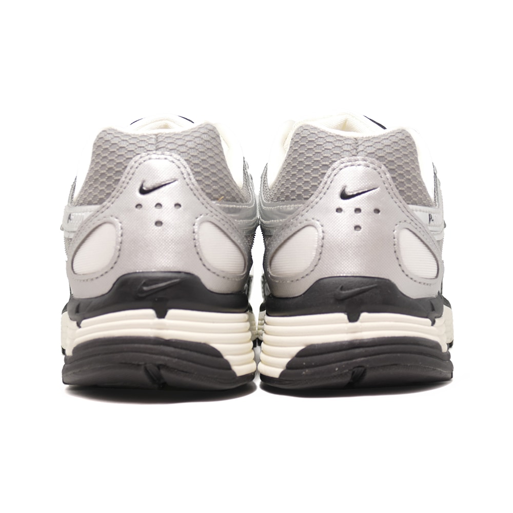 ���ˡ����� �ʥ��� NIKE P-6000 ����С� CN0149-001 ��� ���塼�� �� 26FA