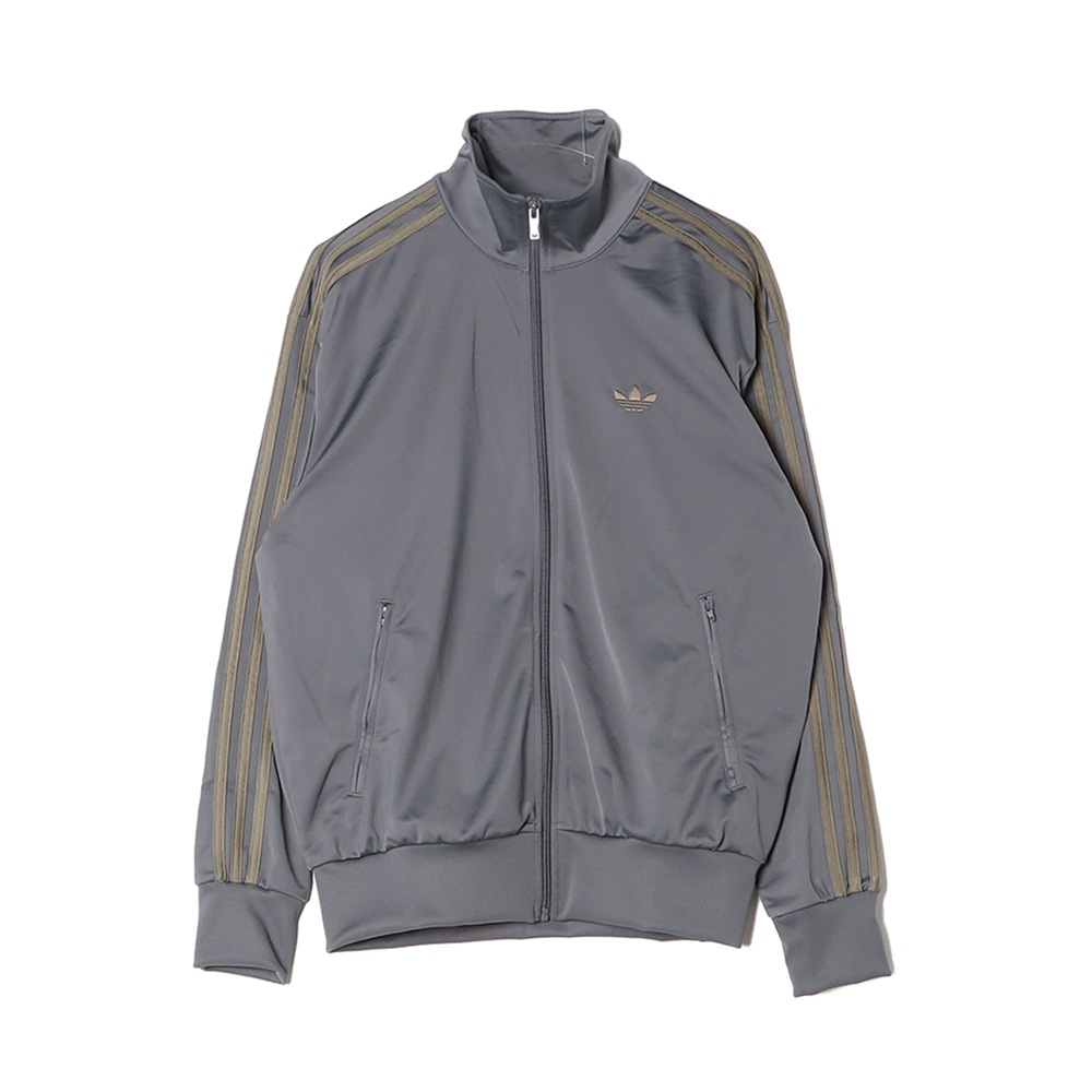 �ȥåץ�����¾ ���ǥ����� adidas �ե����䡼�С��ɥȥ�å��ȥå� ���졼 KS2212 ��� ���塼�� �� 26SS