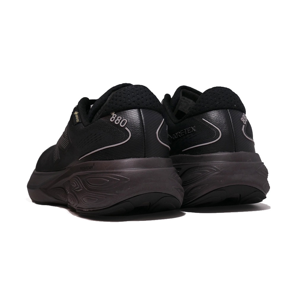 ���˥󥰥��塼�� �˥塼�Х�� NEW BALANCE 880v15�����ƥå��� �֥�å� M880GB15 NB ��� ���塼�� �� 26SS
