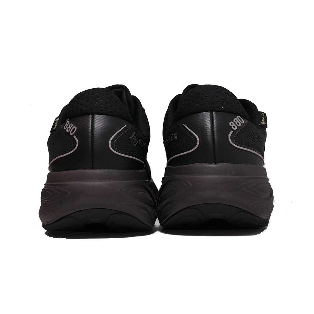 ���˥󥰥��塼�� �˥塼�Х�� NEW BALANCE 880v15�����ƥå��� �֥�å� M880GB15 NB ��� ���塼�� �� 26SS