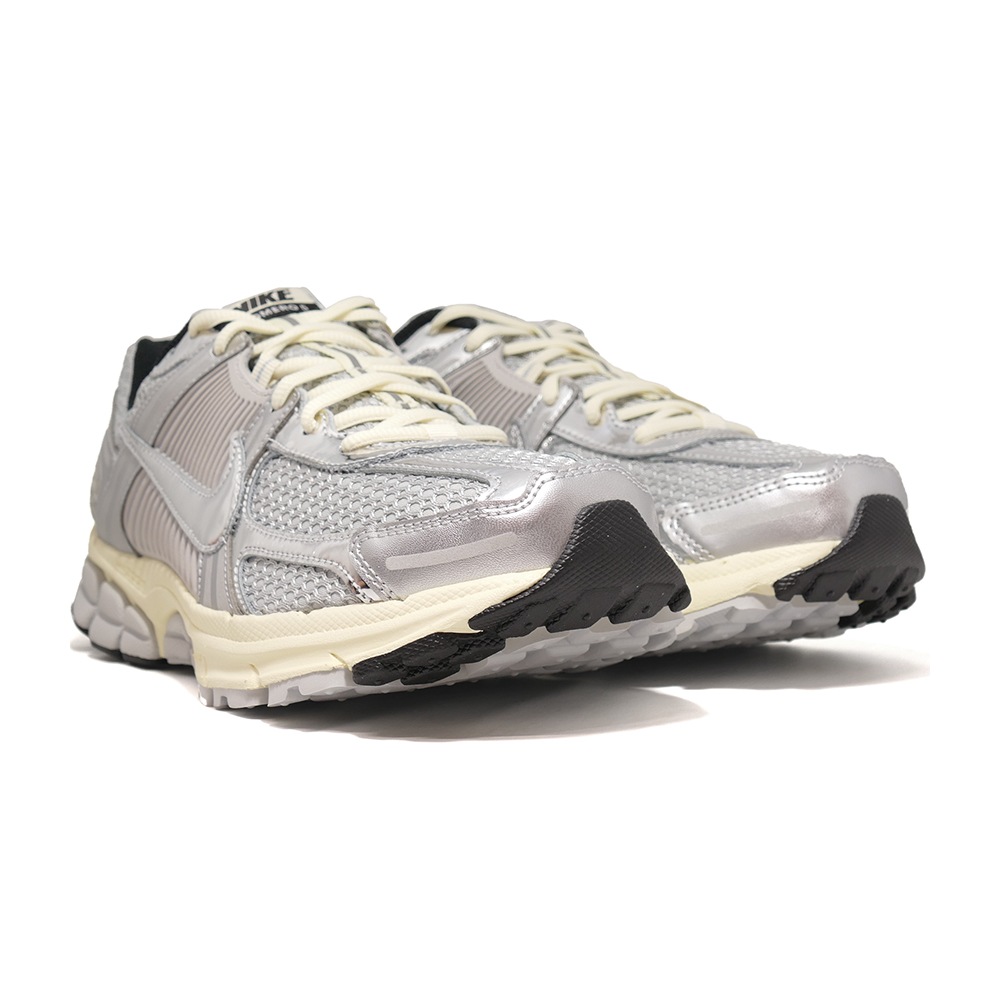���ˡ����� �ʥ��� NIKE ������ܥ��5 �ۥ磻�� IM3486-002 ��� ���塼�� �� 26SU