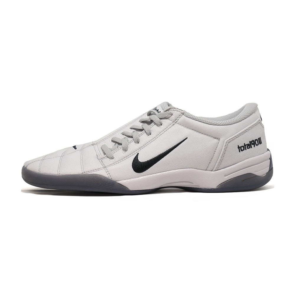 ���ˡ����� �ʥ��� NIKE �ȡ�����90�ץ�ߥ��� ���졼 IH3585-002 ��� ���塼�� �� 26SU