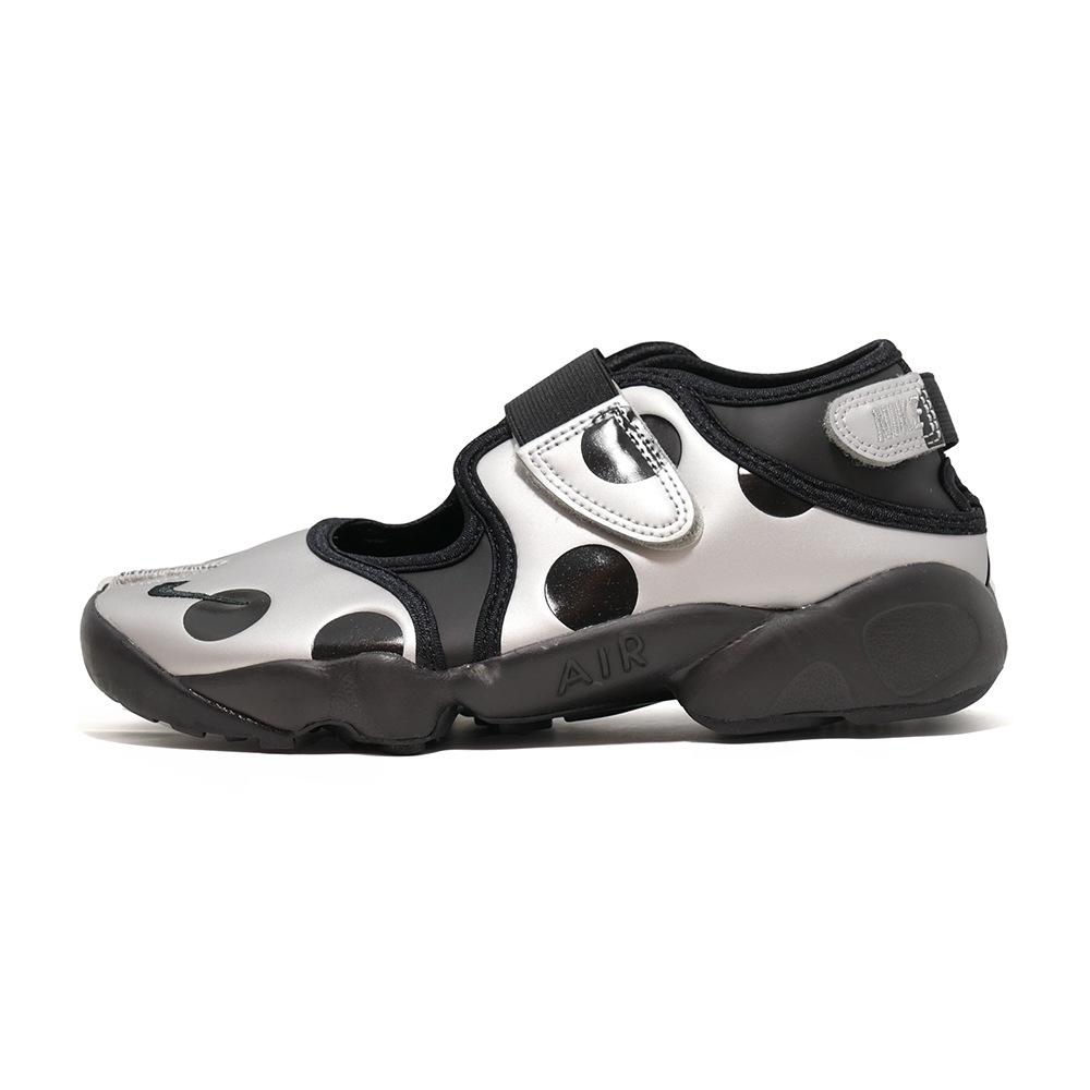 ������� �ʥ��� NIKE W������ե� �֥�å� IR1226-001 ��ǥ����� ���塼�� �� 26SU