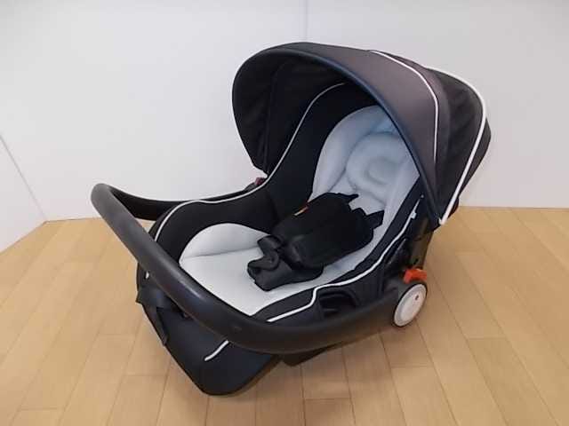 ベビーシート マムズキャリー ブライト 新生児～1才 シートベルト取付 チャイルドシート