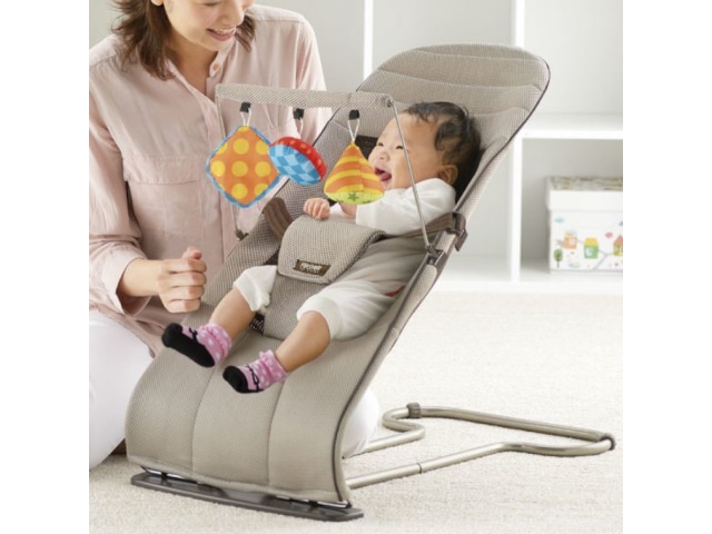 バウンサー リッチェル バウンシングシート 新生児～ 組み立て式 コンパクト 携帯