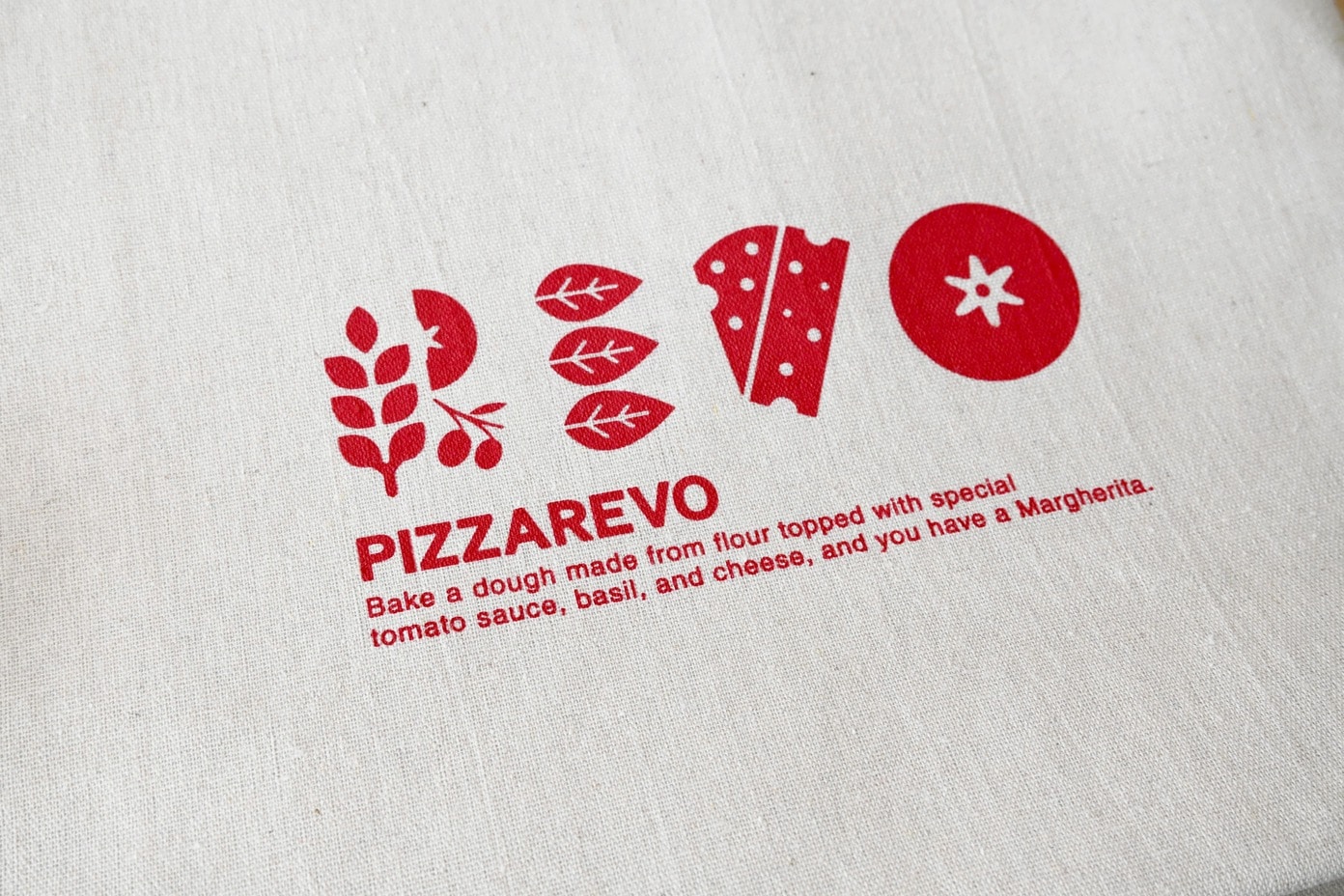 ピザレボオリジナル保冷バッグ