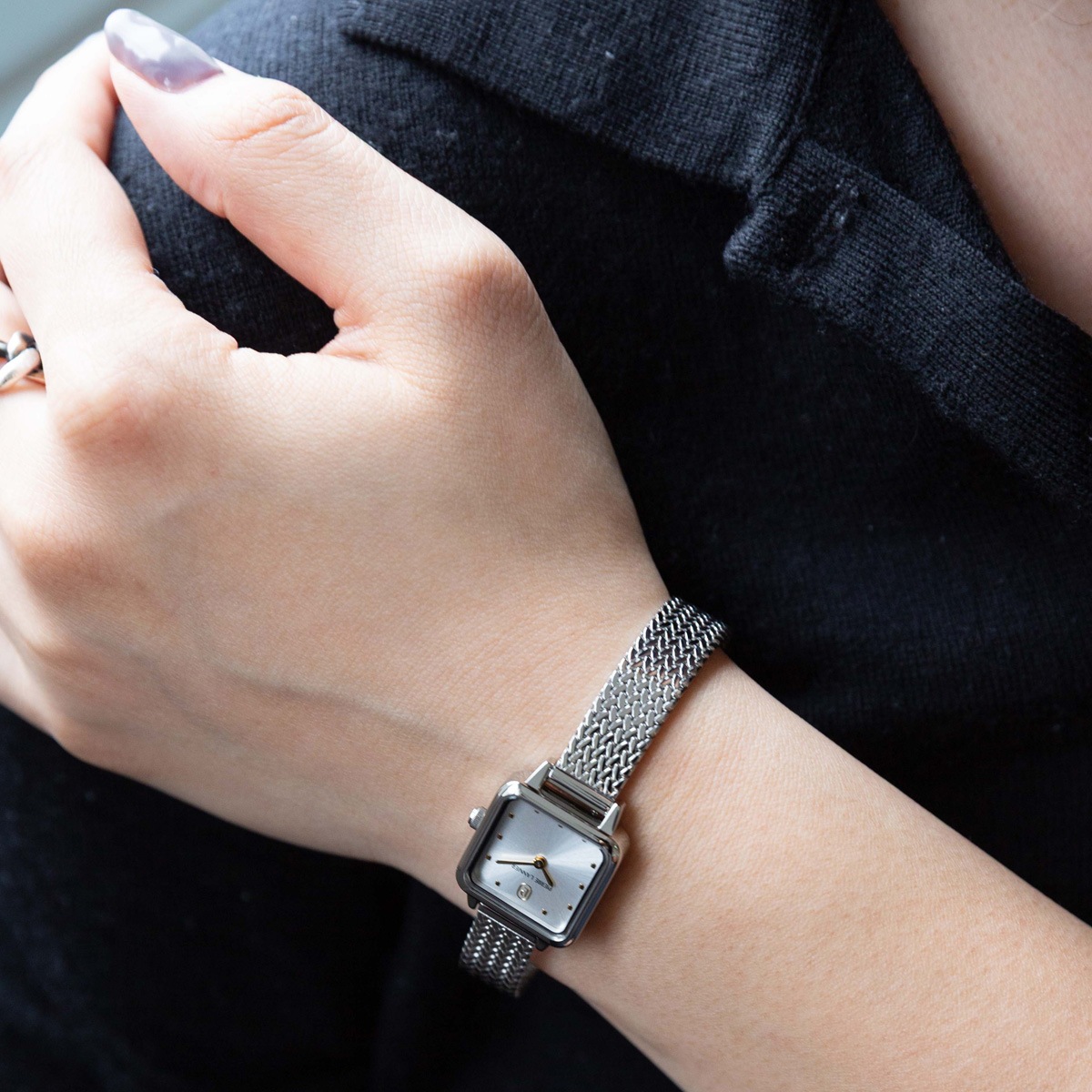 N���ora �ͥ��� ��ǥ����� �ӻ��� �������� ��°�٥�� �������� ����С� 