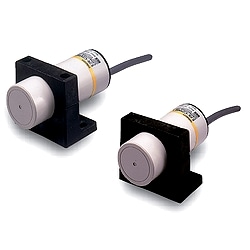 静電容量式レベルスイッチ E2K-C25MY2 2M (NC AC100-220V)