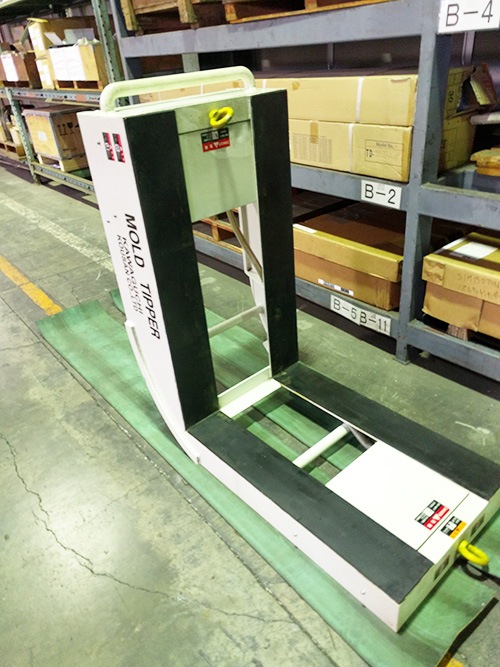 金型反転具 KH-2500（2,500kg）｜電気・エアー不要のクレーン吊りタイプ