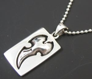 送料無料<br>シルバー925カットアウトハート プレートネックレストップ