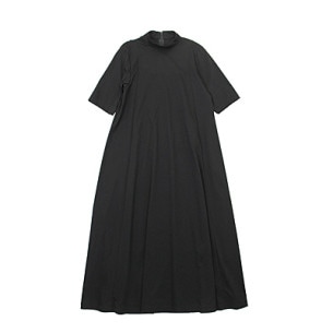 Fine Smooth Mock Neck Panel Line Dress