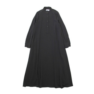 Stain Band Collar Dress