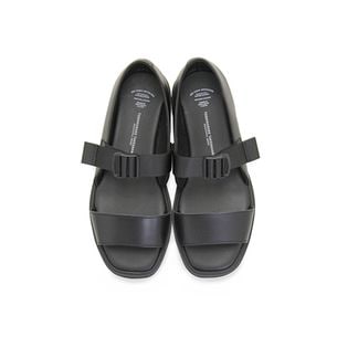 ONE-STRAP SANDALS