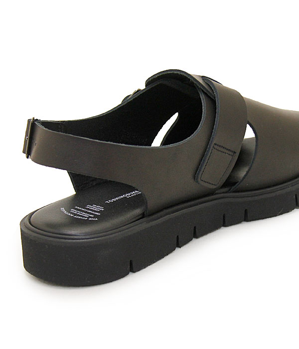 OPEN TOE SANDAL