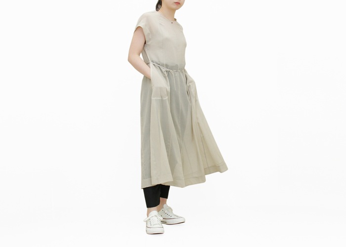 40%OFF<br>Nude Paneled Dress