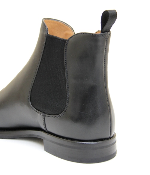 �����ɥ����֡��ġ�LIZZY R��