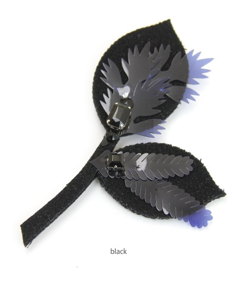 50%OFF leaf brooch