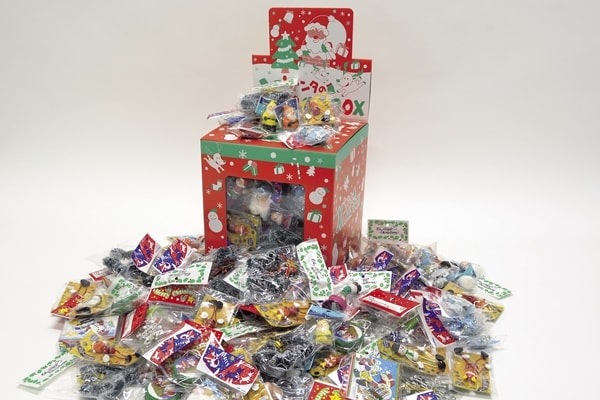 小さなクリスマスプレゼントつかみどり