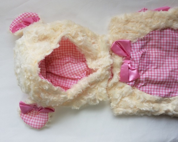 【赤ちゃんヒツジ着ぐるみ】もこもこパーマ風デザインが可愛い｜滑り止め付き＆オムツ替え簡単な羊コスチューム