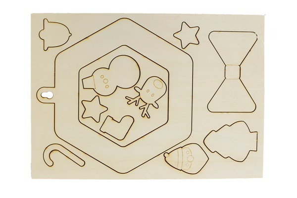 木のクリスマスリース