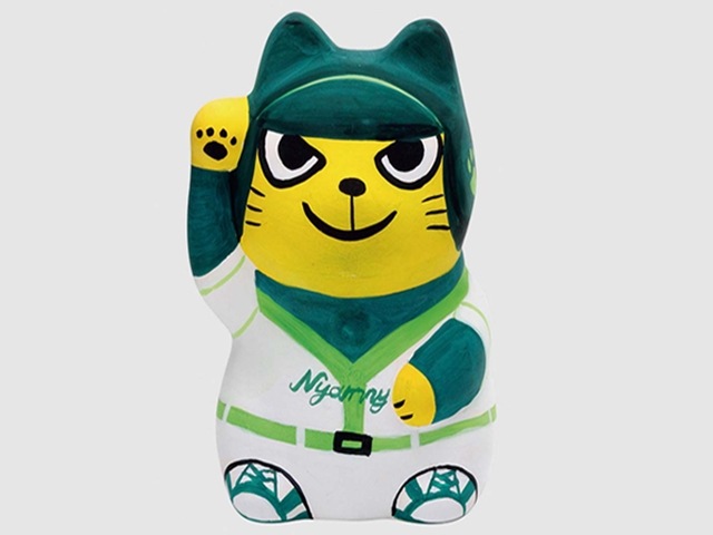 招き猫セット 陶器 伝統デザイン　貯金箱 金の招き猫大 陶器 貯金箱 金運 箱付き 新品未使用 置物