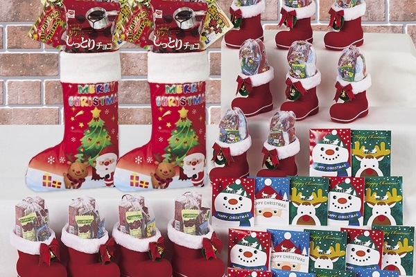 クリスマスお菓子のブーツプレゼント