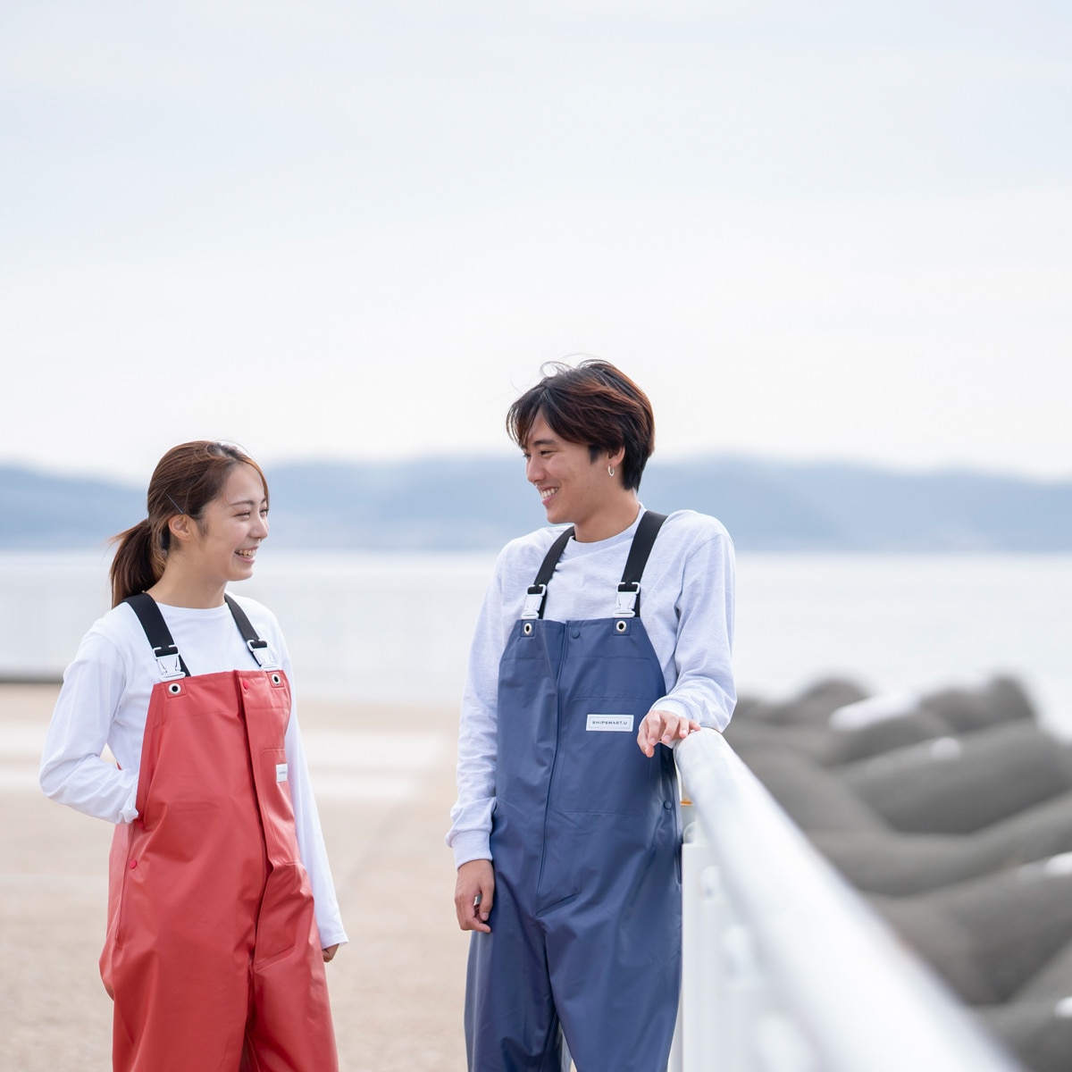 PVCサロペット【レッド】