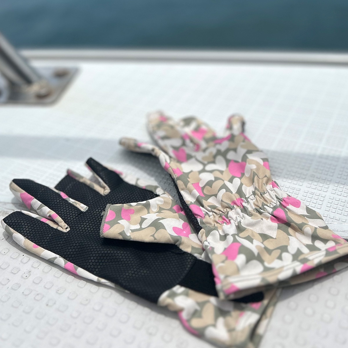 UVカットグローブ ハートカモ　３C　【全４色】