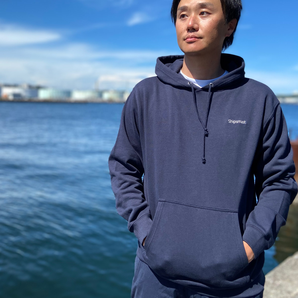 Shipsmastロゴフーディー【ネイビー×グロー】