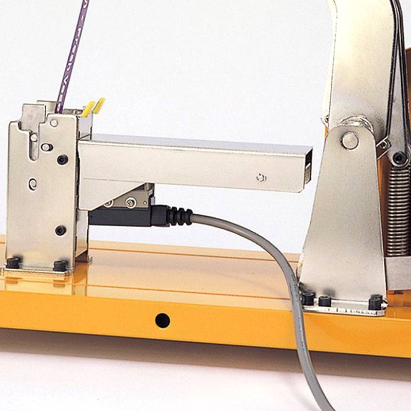 部品のみ MAX マックス 野菜結束機 おびまる HT-M2/PU(AN) 用 テーブルスイッチ 自動 スイッチ カ施 代引不可