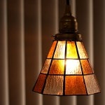 �����ȥ���������� ���ƥ�ɥ��饹 �ڥ����� �����å��� [�ŵ�ʤ�] ARTWORKSTUDIO Stained glass-pendant Checker