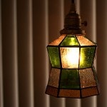 �����ȥ���������� ���ƥ�ɥ��饹 �ڥ����� �إ�� [�ŵ�ʤ�] ARTWORKSTUDIO Stained glass-pendant Helm