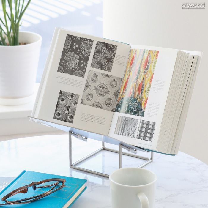 �ƥ��� �֥å�������� Tilaa Book Stand