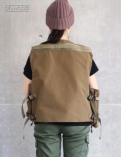���å��� �����󥯥ʥ����� AS2OV SHRINK NYLON CAMP VEST 2