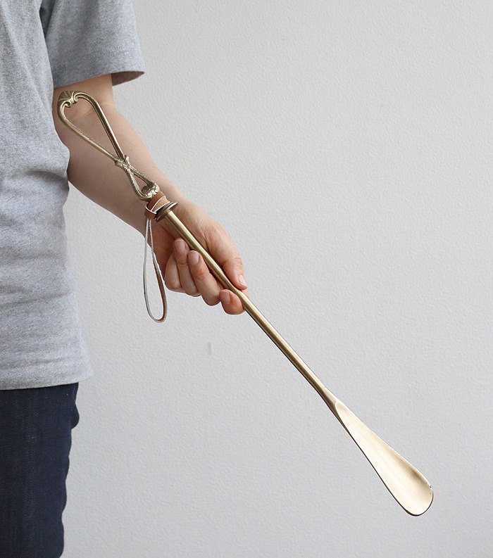 ���åǥ�����ॹ �֥饹 ���塼�ۡ��� 18 goody grams BRASS SHOEHORN-18