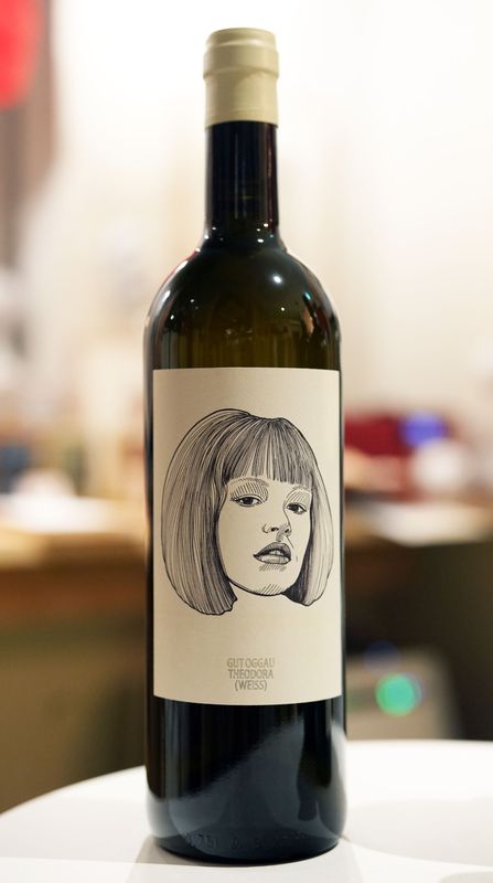 Gut Oggau / Theodora 2024 グートオッガウ／テオドラ 白 | ドイツ