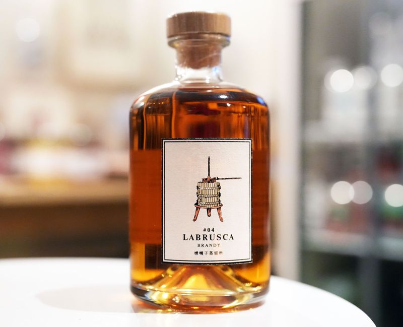 ɲ��� / #04 LABRUSCA BRANDY 33��500ml  �ҥ�Х䥷����֥륹�� �֥��ǡ�  ��α��