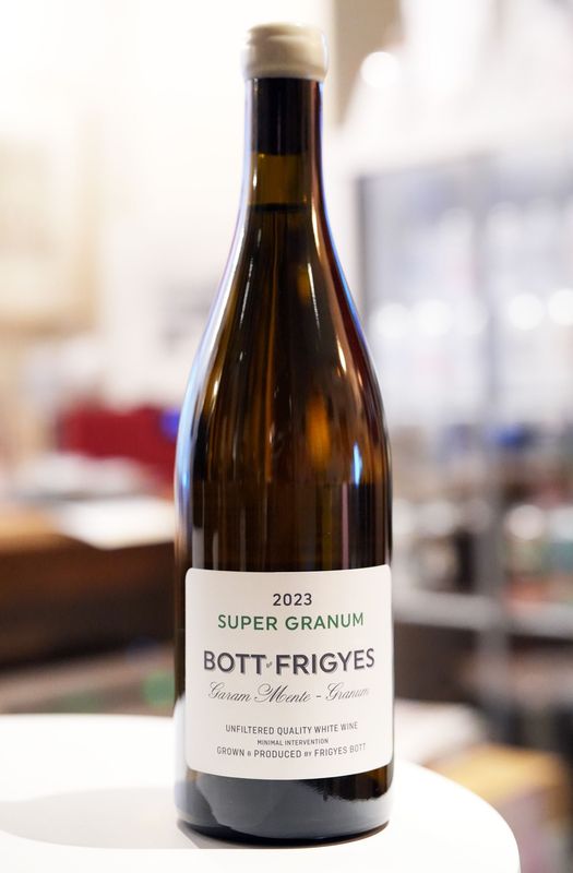 Bott Frigyes / Super Granum White 2023  �ܥå� �եꥸ���������ѡ� ����ʥ� �ۥ磻��  ��