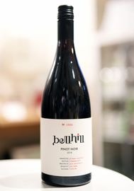 Bell Hill / Pinot Noir 2018  �٥� �ҥ롿�ԥΥΥ��  ��